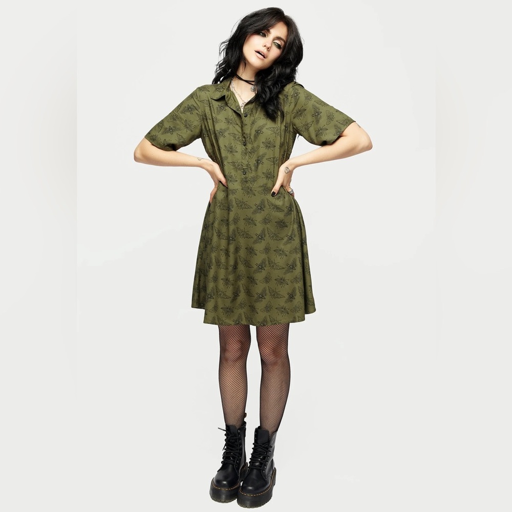 MSRP $68 NWT US 4 DISTURBIA Mortmoth Print Mini Shirt Dress - Green